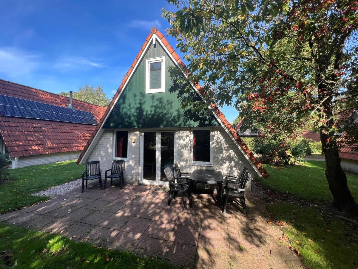Het Familie Boshuisje - Vakantiewoning Op Prachtig Park Met Veel Faciliteiten Inc Ligbad Gramsbergen Exterior photo
