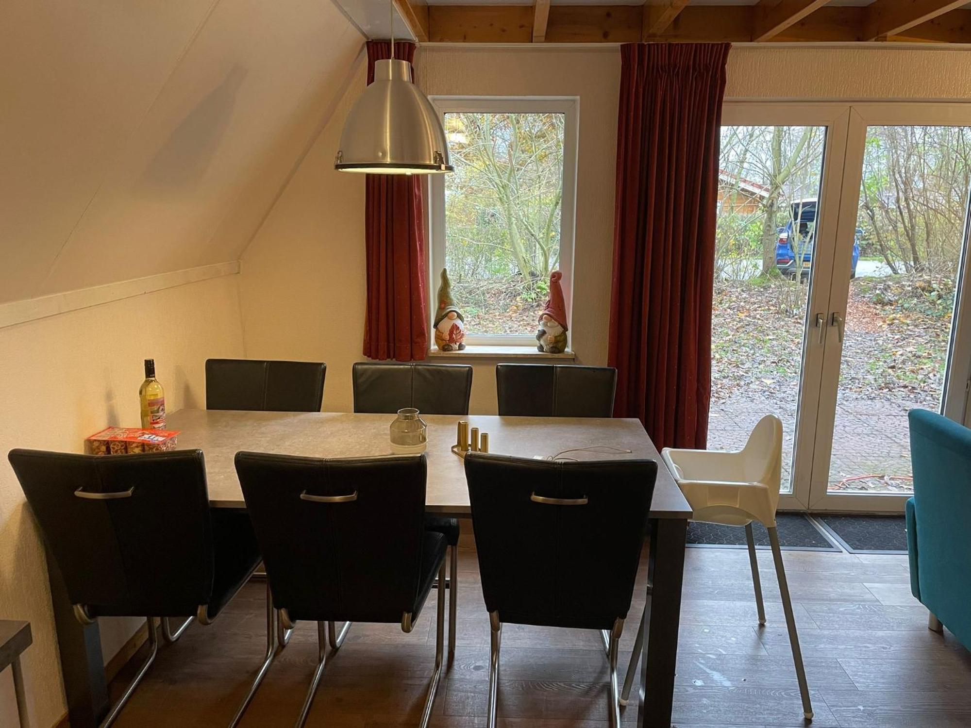 Het Familie Boshuisje - Vakantiewoning Op Prachtig Park Met Veel Faciliteiten Inc Ligbad Gramsbergen Exterior photo