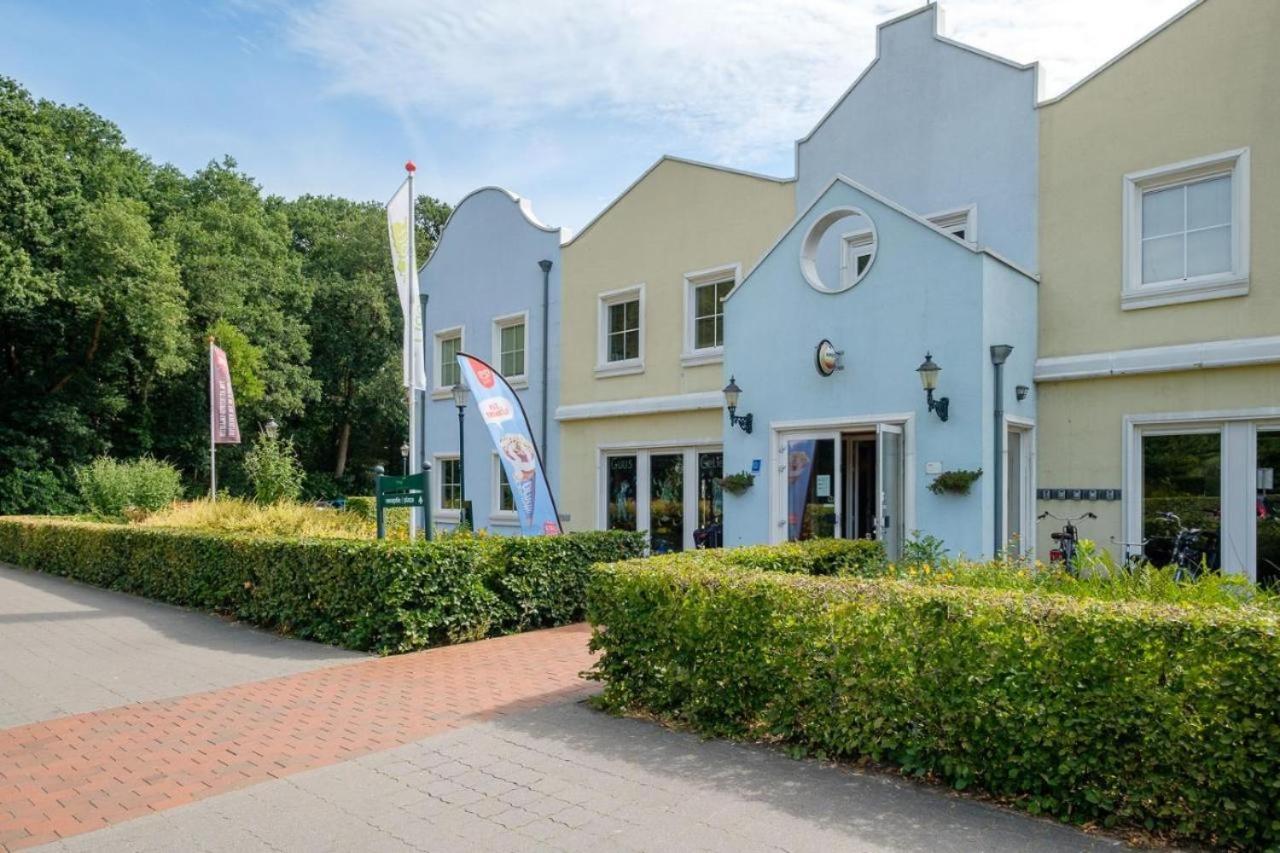 Het Familie Boshuisje - Vakantiewoning Op Prachtig Park Met Veel Faciliteiten Inc Ligbad Gramsbergen Exterior photo