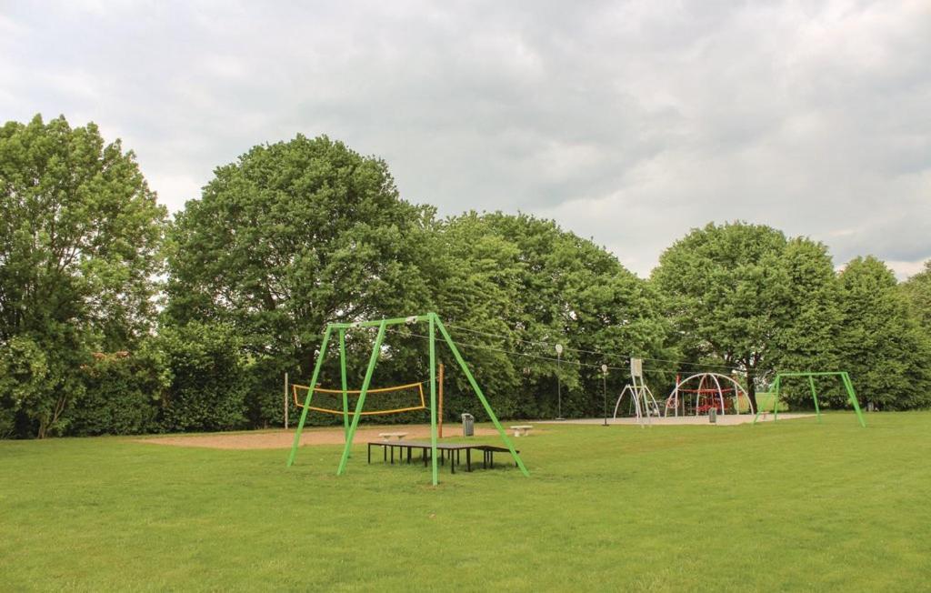 Het Familie Boshuisje - Vakantiewoning Op Prachtig Park Met Veel Faciliteiten Inc Ligbad Gramsbergen Exterior photo