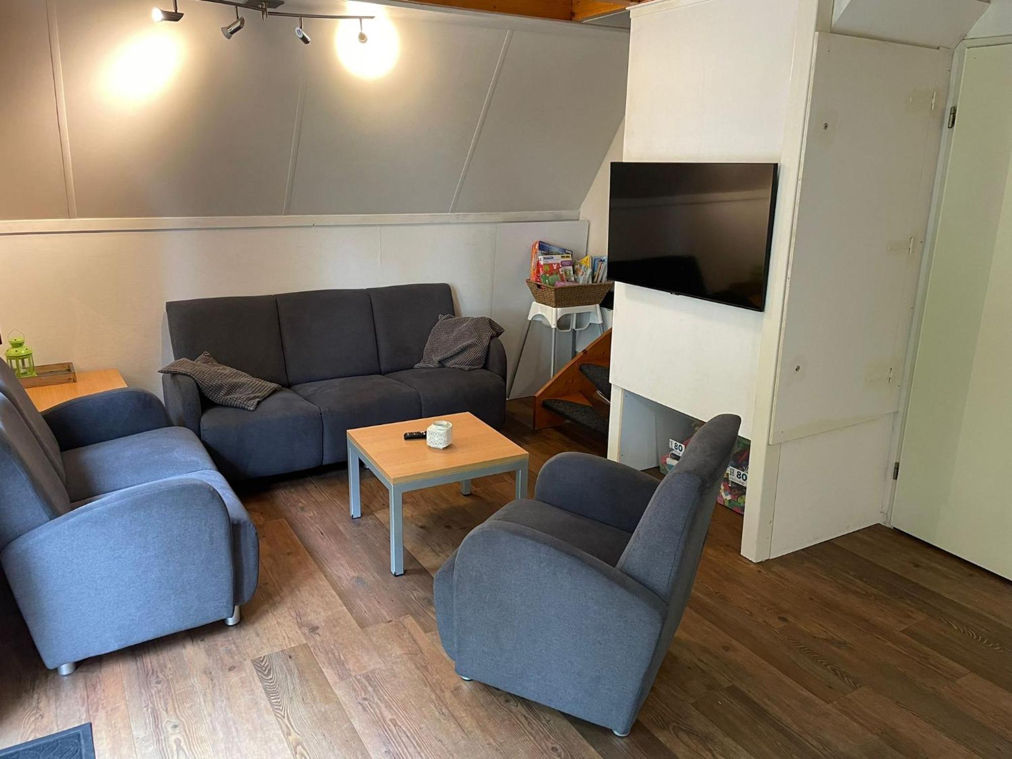 Het Familie Boshuisje - Vakantiewoning Op Prachtig Park Met Veel Faciliteiten Inc Ligbad Gramsbergen Exterior photo